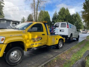 affordable car towing service in surrey