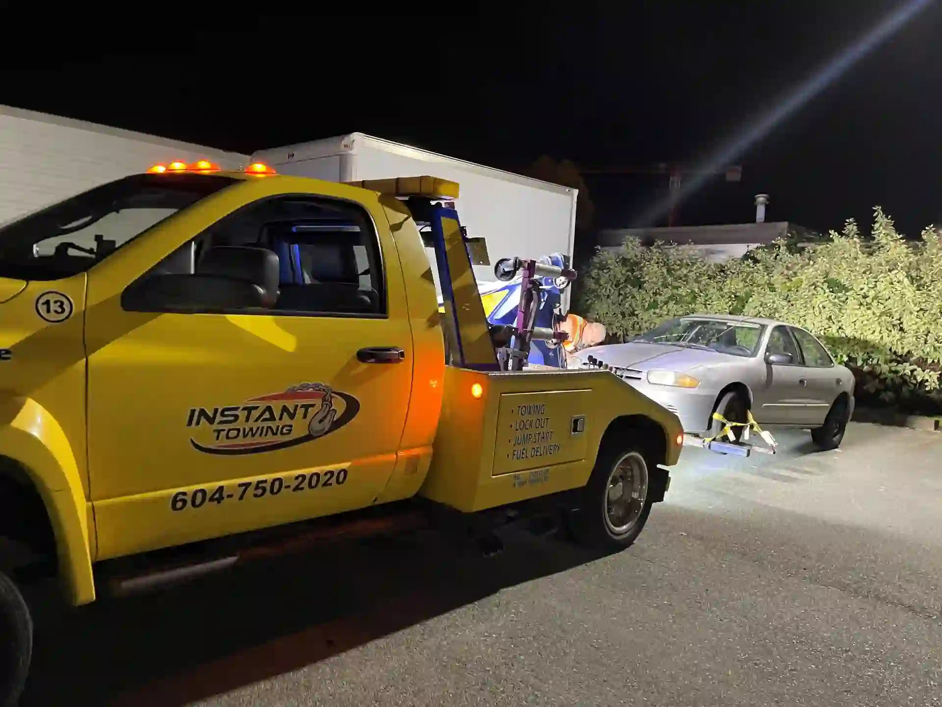 car towing service in surrey central